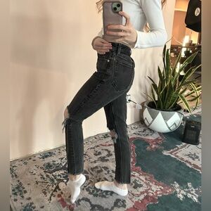 Abercrombie & Fitch High Rise Mom Jeans Black Distressed Size 24 00R Curve Love